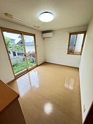 セブン　シー 103 1階1LDKのリビング/ダイニング