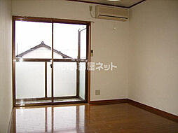 ガッタメラータ 202 2階2DKのリビング/ダイニング