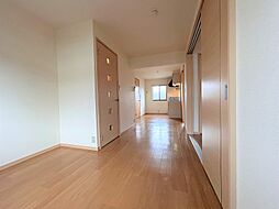 パロス壱番館 102 1階2LDKのリビング/ダイニング