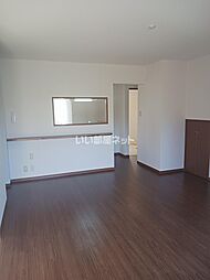 エンフィールド　エミネンス 102 1階2LDKのリビング/ダイニング