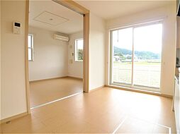 フィオーレ 101 1階2DKのリビング/ダイニング