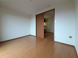 プルメリアＤ 102 1階2DKのリビング/ダイニング