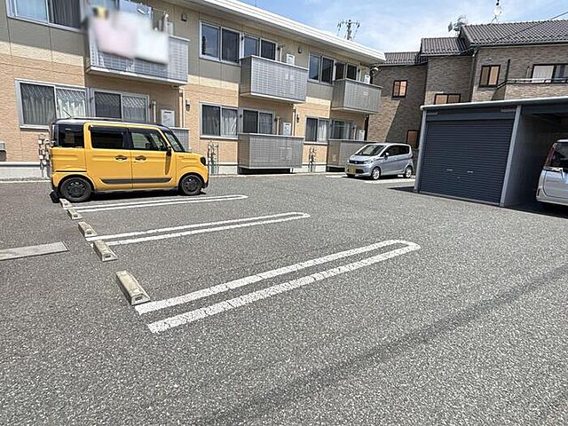5 / 11
