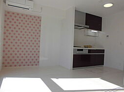 セプトガーデン元総社 102 1階1DKのリビング/ダイニング