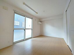 ペルル黒崎 1階1LDKのリビング/ダイニング