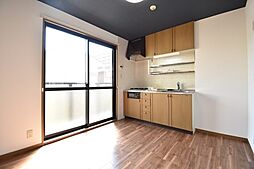 コウジィーコート前川 101 1階2DKのリビング/ダイニング