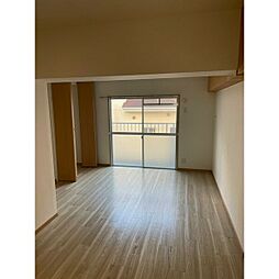 キャッスルミニ松園 201 2階1LDKのリビング/ダイニング