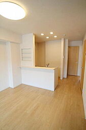 ヴェルミリオンI 102 1階2LDKのリビング/ダイニング