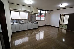 コーポ志村 102 1階4LDKのリビング/ダイニング