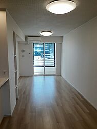 レガリアII 102 1階1LDKのリビング/ダイニング