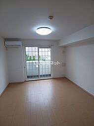 ＡＬＢＡ　Ｅ 102 1階ワンルームのリビング/ダイニング