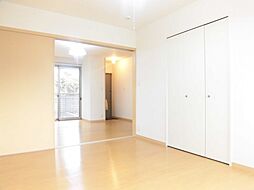 ファミリーヒルズ星ヶ丘I 1階1LDKのリビング/ダイニング