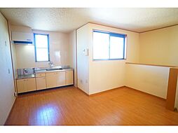 レフィナード木屋瀬 202 2階2DKのリビング/ダイニング