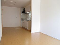 ルーチェラルゴII 102 1階1LDKのリビング/ダイニング