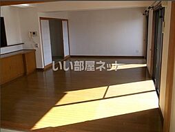 プルミエール松南 504 5階4LDKのリビング/ダイニング