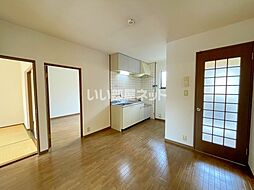 エステートピア伊藤B棟 203 2階3DKのリビング/ダイニング