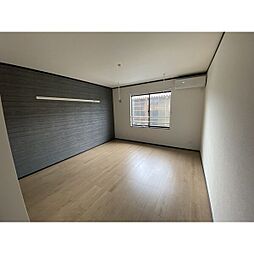 ブランシュノワール藤沢 B棟 205 2階1Kのリビング/ダイニング