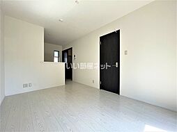 JR両毛線 富田駅 3.9kmの賃貸アパート 1階2LDKのリビング/ダイニング