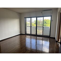 レジデンス赤池 302 3階3LDKのリビング/ダイニング