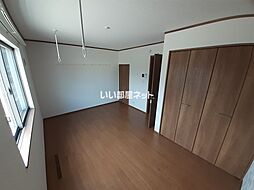 チュテレール B103 1階1Kのリビング/ダイニング