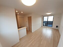 グランドパレス友部 204 2階2LDKのリビング/ダイニング