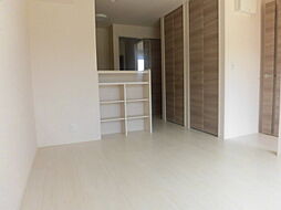 ルーエンハイム 102 1階1LDKのリビング/ダイニング