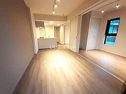 イプセ中野三丁目 203 2階2LDKのリビング/ダイニング