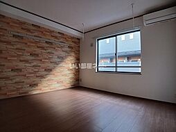 El alivio A棟 102 1階1Kのリビング/ダイニング