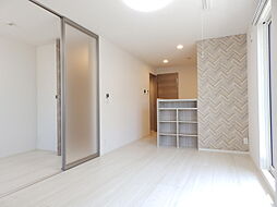 ヴェルデュール 203 2階1LDKのリビング/ダイニング