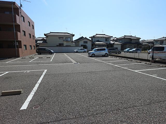4 / 4