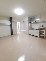 エヌエムトラントユイット 205 2階ワンルームのリビング/ダイニング