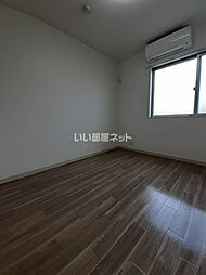 プリマヴェーラ大竹 201 2階ワンルームのリビング/ダイニング