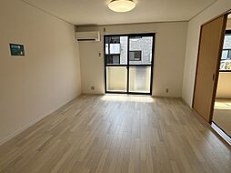 サザンヴィレッジ　A棟 102 1階2LDKのリビング/ダイニング