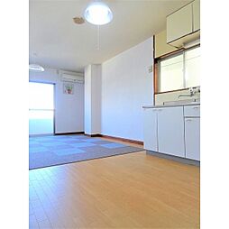 アルモ九品寺 302 3階ワンルームのリビング/ダイニング