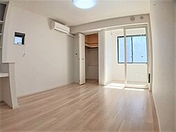 レジデンス唐津　II 101 1階1Kのリビング/ダイニング