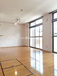 ルネスガーデンコート 101 1階2LDKのリビング/ダイニング