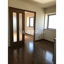 ニューピアパークIC 202 2階2DKのリビング/ダイニング