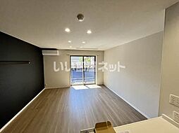 アルフラット大国 101 1階ワンルームのリビング/ダイニング