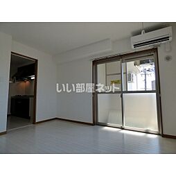 フォルシア本荘 402 4階1Kのリビング/ダイニング