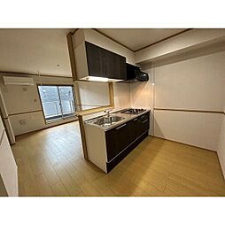 ルジュエ B101 1階1LDKのリビング/ダイニング