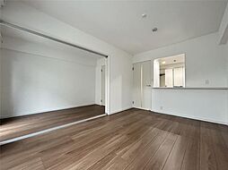 メゾン・ド・アネモネ 104 1階1LDKのリビング/ダイニング