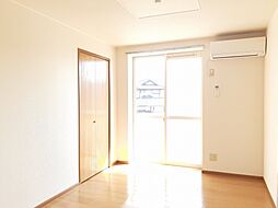 プリムヴェール 202 2階2DKのリビング/ダイニング