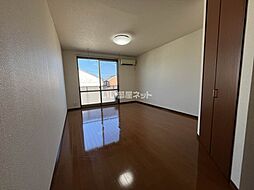 トップ　グランデ 202 2階1Kのリビング/ダイニング