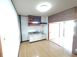 AAビル 303 3階2LDKのリビング/ダイニング