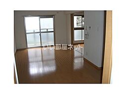 ゼルコバI 101 1階1SLDKのリビング/ダイニング