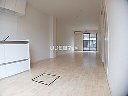 華秀ハイツII 102 1階1LDKのリビング/ダイニング