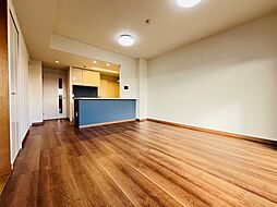 レーベンハイム戸田公園スペイシャス 505 5階4LDKのリビング/ダイニング