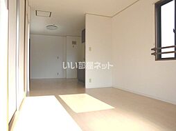 クレージュ中村 301 3階2LDKのリビング/ダイニング