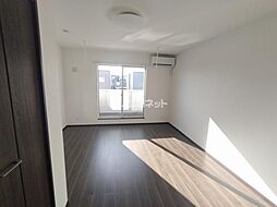 A.court 201 2階ワンルームのリビング/ダイニング