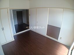 アーバンライフ柘植 302 3階2DKのリビング/ダイニング